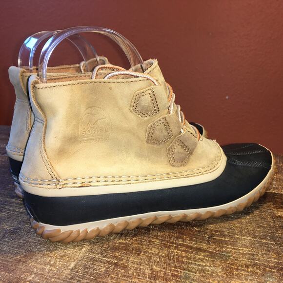 Sorel Out N About Plus Duck Rain Boot Bootie Womens 7.5 Waterproof Tan Gorpcore - Picture 3 of 12